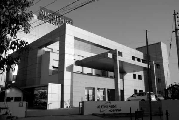 Alchemist Hospital, Chandigarh